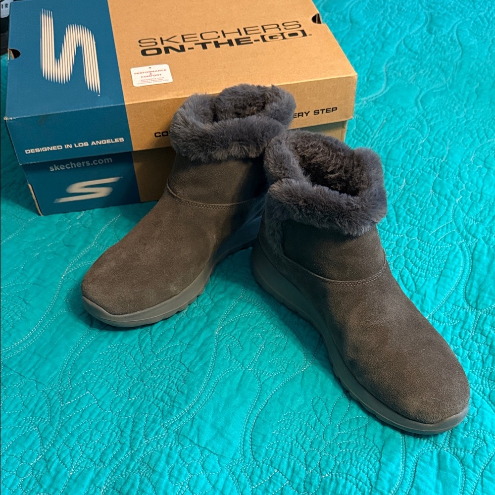 Skechers On The Go Women's Grey Winter Boots